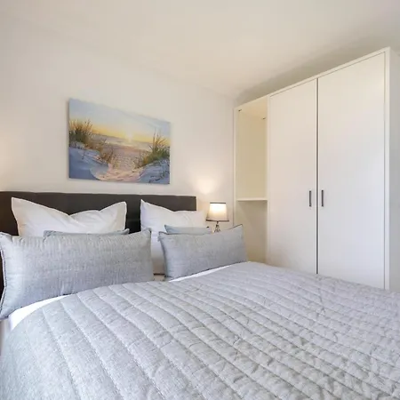 Апартаменты Suedstrand *